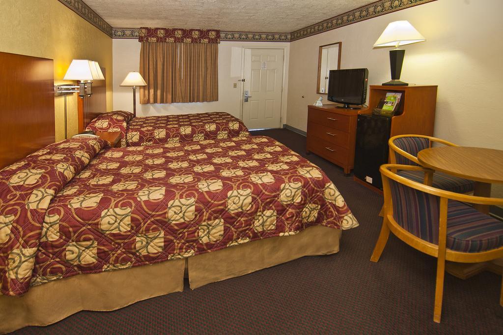 Winnie Inn And Suites Room photo