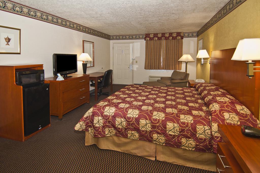 Winnie Inn And Suites Room photo